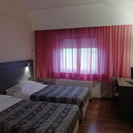 Hotel La Fonte Osimo Exteriör bild