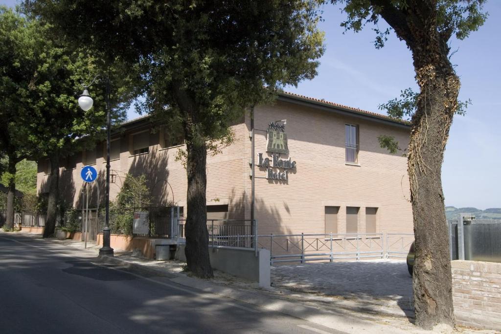 Hotel La Fonte Osimo Exteriör bild